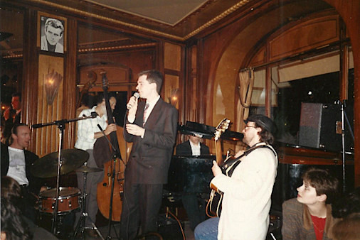   Singing with the Eddie Goldstein quartet at the Hollywood Savoy (Paris, 90s)  